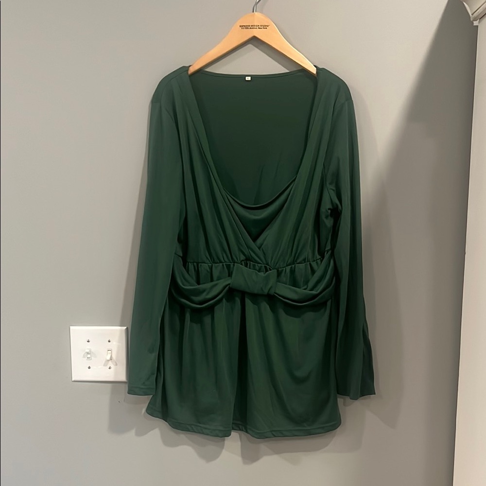 Elegant Green Long Sleeve Top